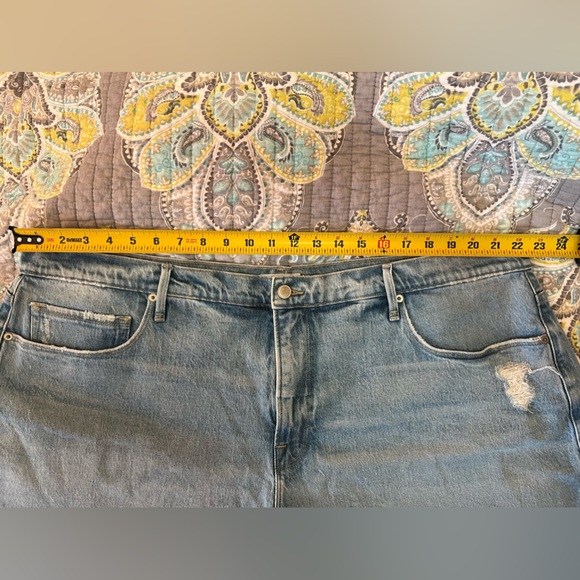 Women’s Good American 90s 650 Blue Denim Shorts Size 20 - Picture 5 of 6